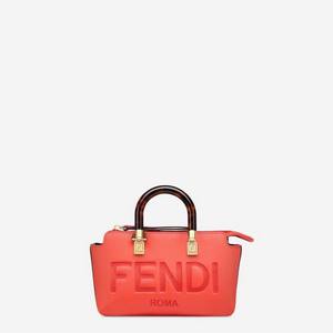 Fendi Handbags 301